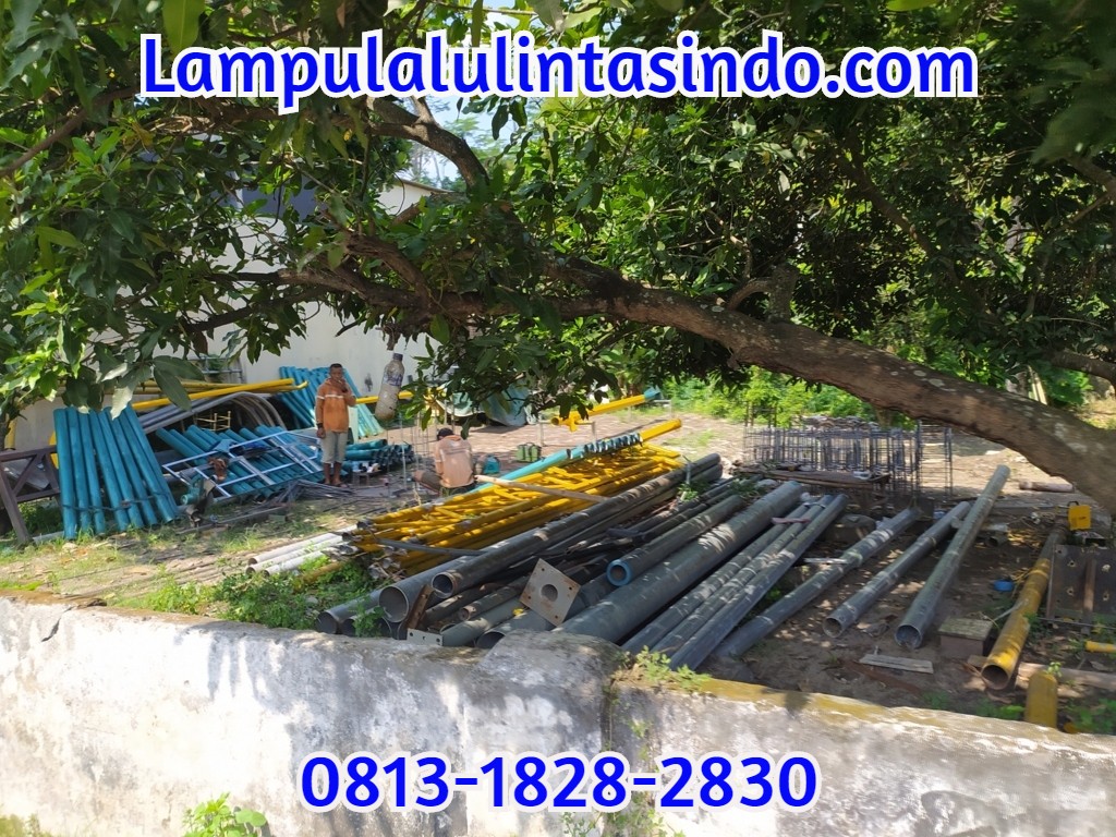 Jual Tiang Lampu PJU Hexagonal Oktagonal Galvanis Dan Produksi Tiang Untuk Lampu Taman Di Medan