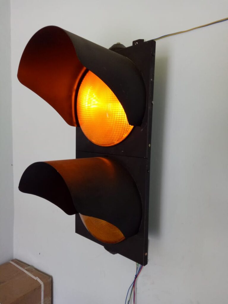 Pabrik Dan Jual Lampu Warning Light Atau Lampu Hati Hati 2 Aspek 20 30 Cm Di Kota Medan Sumatera Utara