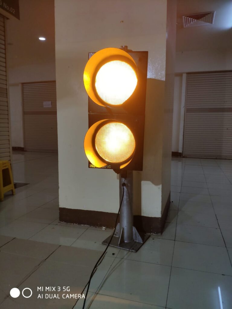 Pabrik Dan Jual Lampu Warning Light Atau Lampu Peringatan 2 Aspek 30 20 CM Di Jakarta Hub 081318282830